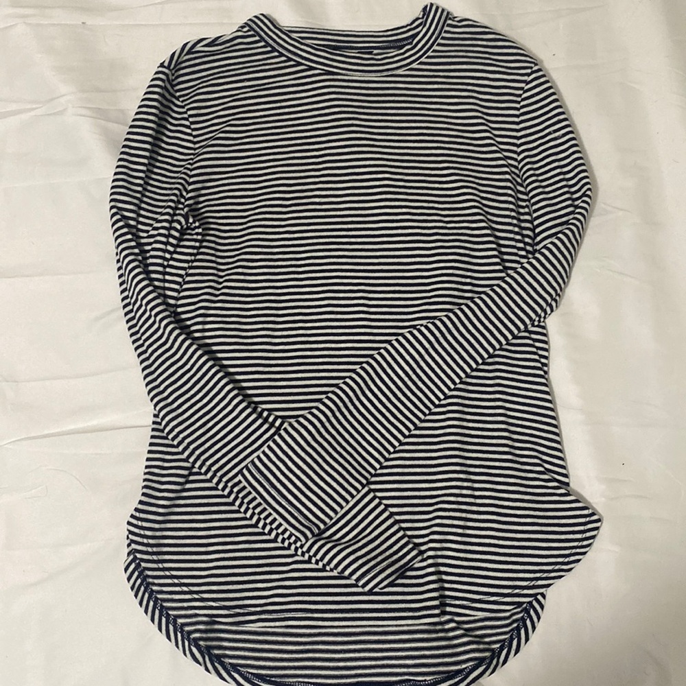 dark blue and white striped long sleeve| banana republic